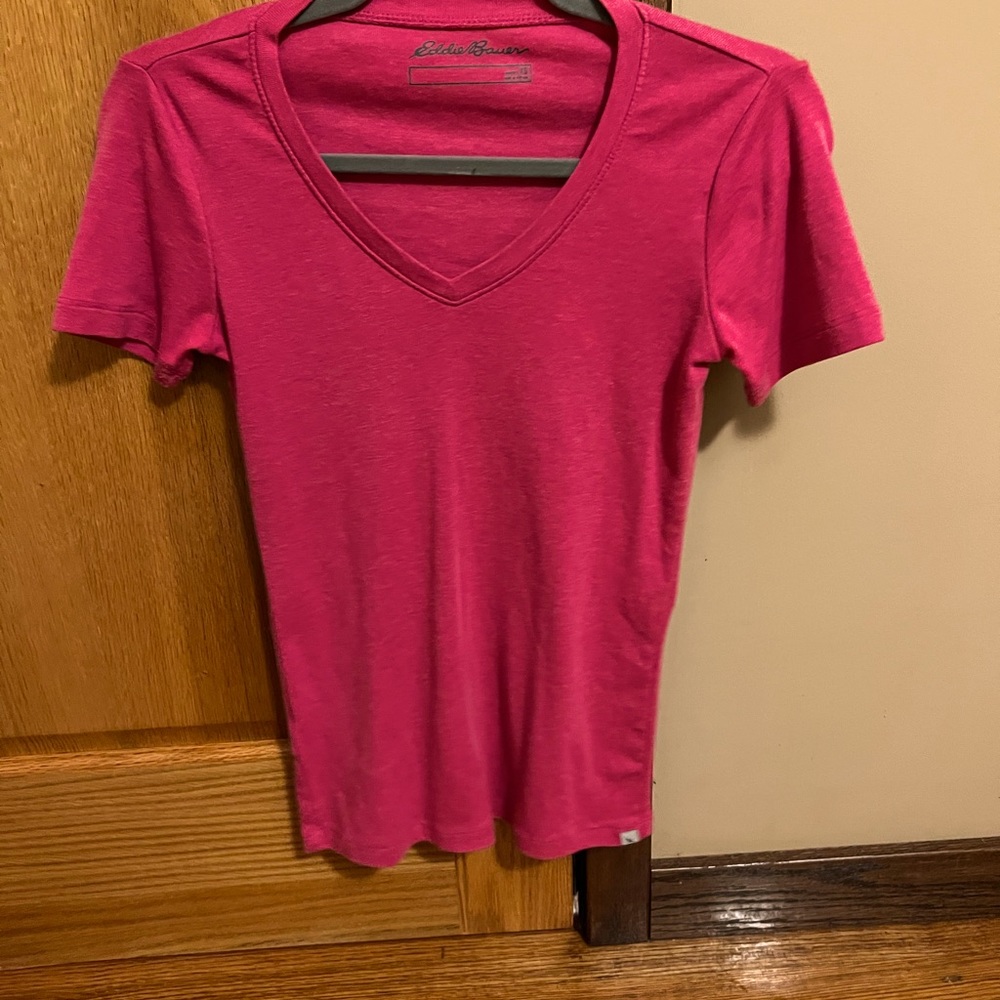 Eddie Bauer V Neck Shirt
